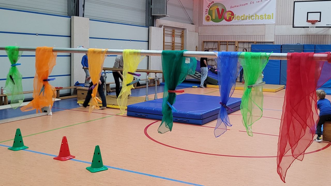 Tierische Turn-Weltreise beim Tag des Kinderturnens